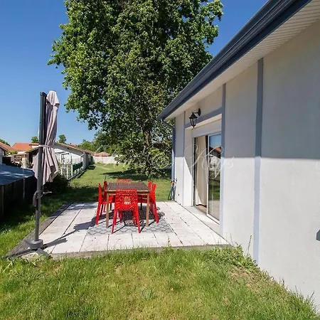 De Avec Terrasse Et Petit Jardin * Parentis-en-Born